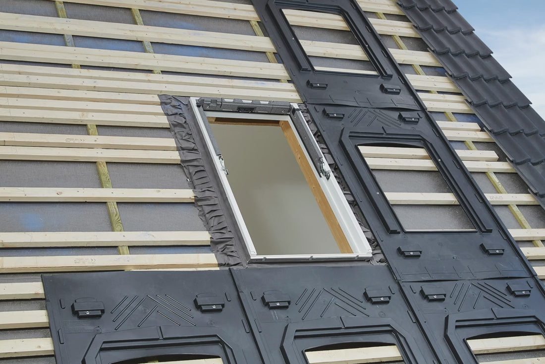 Load video: VELUX Solar Integrator Flashing System (ODN, ODL, OKL) | Seamless PV Panel Integration