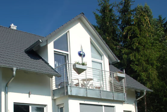 Trapezoid Window (Trapezfenster) | Custom-Shape Roof & Gable Window | PVC-Wood-Alu Frames